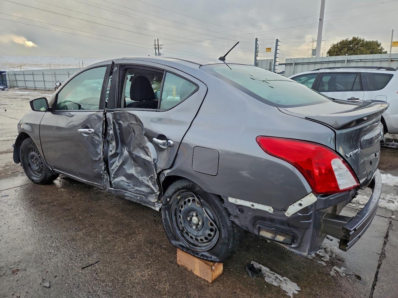 2017 Nissan Versa S - Image 2