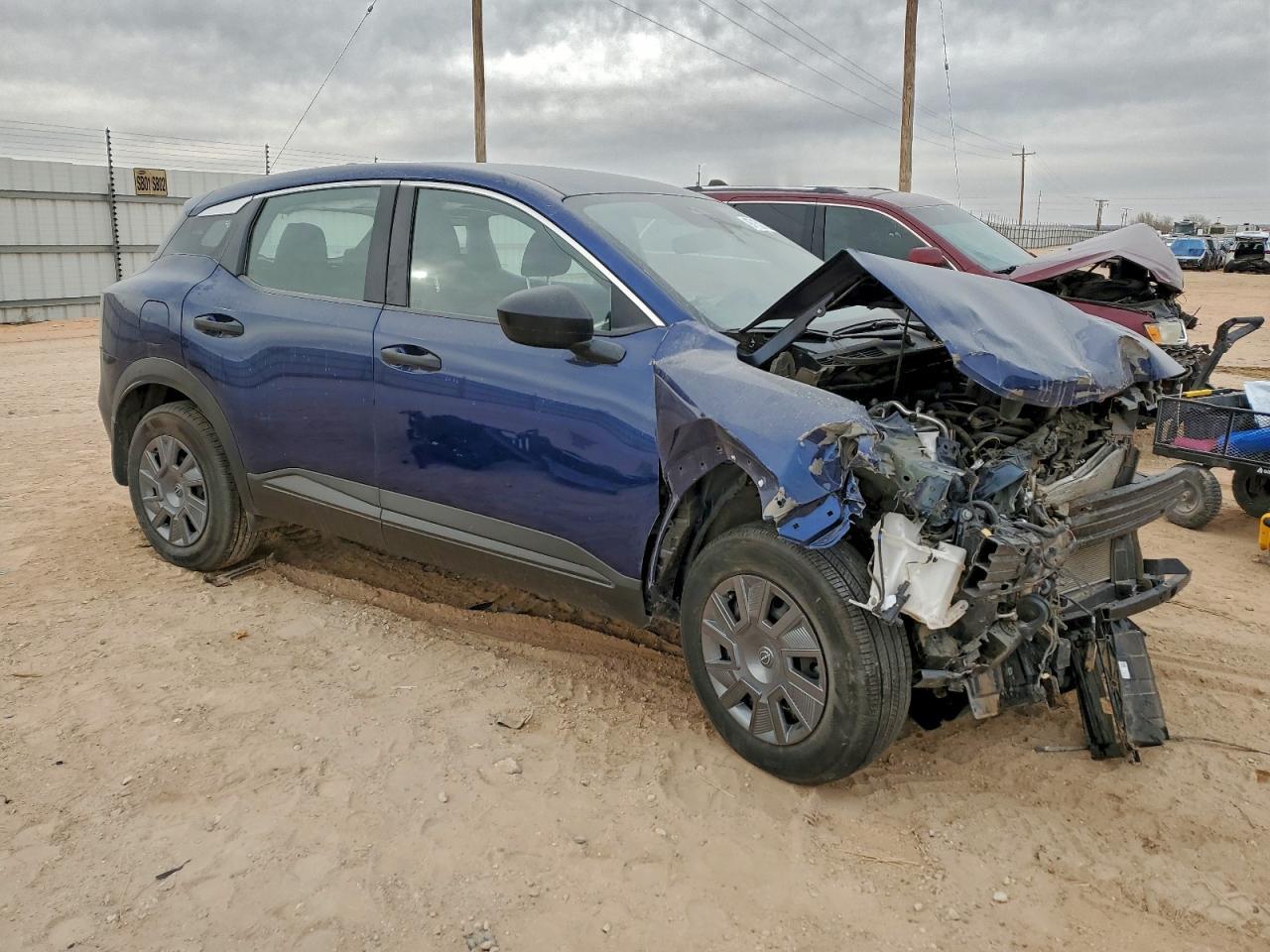 2025 Nissan Kicks S - Фото 4