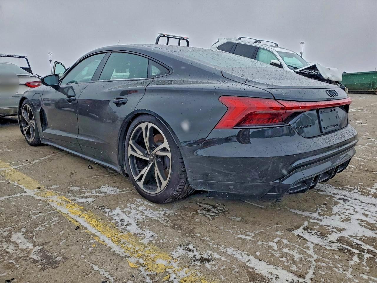 2023 Audi E-Tron Gt Premium Plus - Image 2