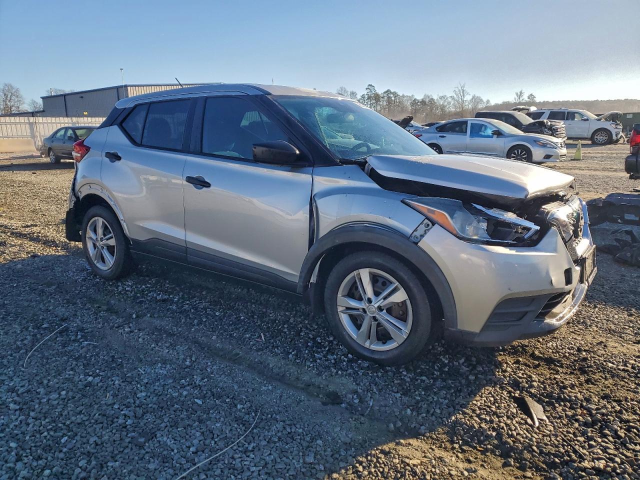 2020 Nissan Kicks S - Image 4
