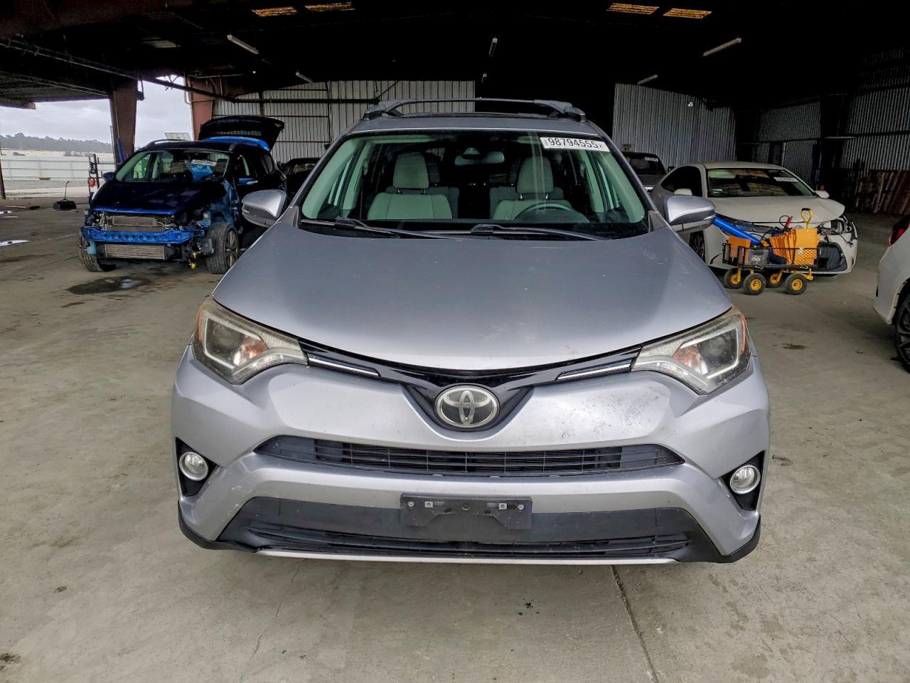 2017 Toyota Rav4 Xle - Фото 5