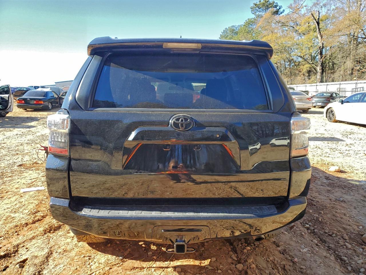 2016 Toyota 4Runner Sr5 - Image 6