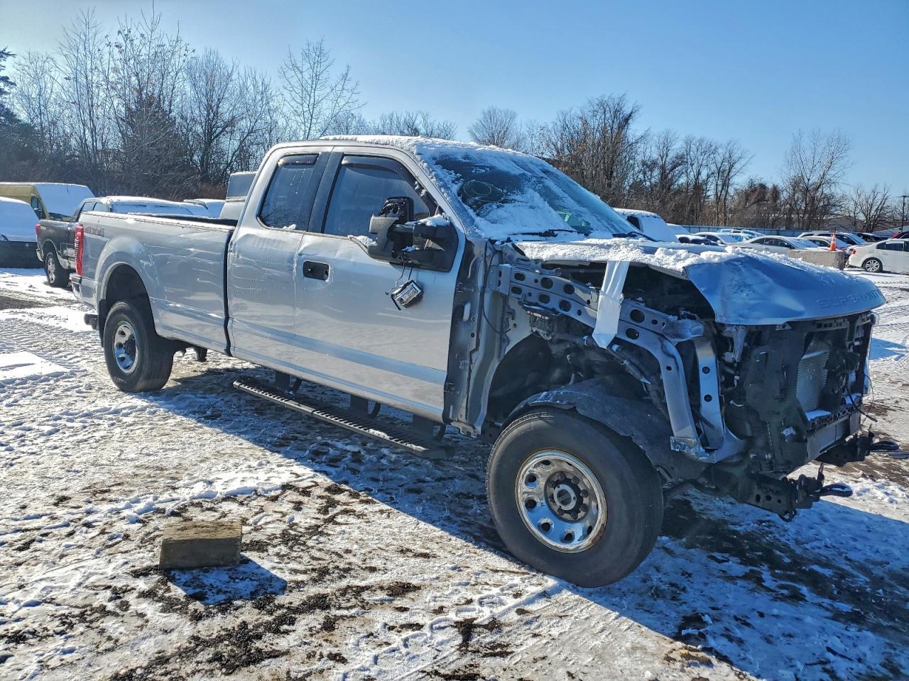 2022 Ford F350 Super Duty - Фото 4