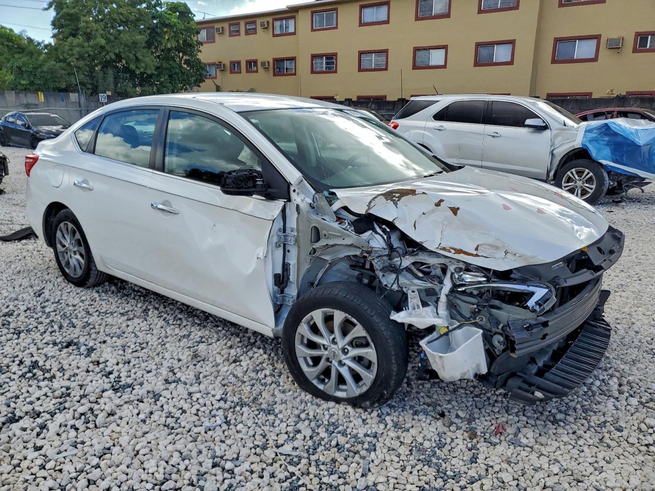 2019 Nissan Sentra S - Фото 4