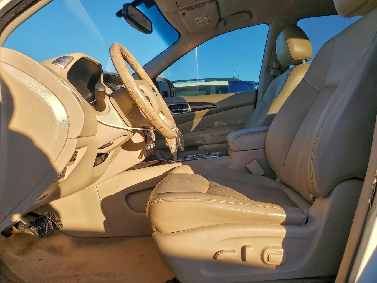 2014 Nissan Pathfinder S - Фото 7
