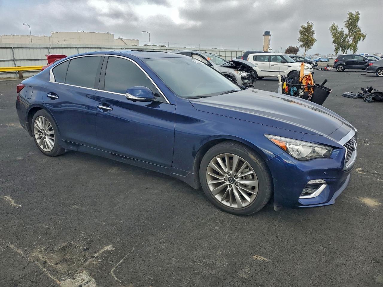 2021 Infiniti Q50 Luxe - Фото 4