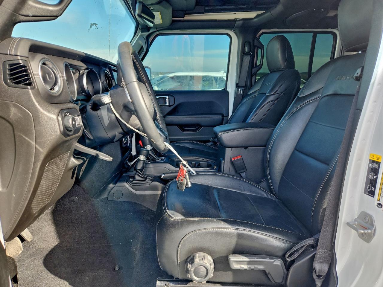 2022 Jeep Wrangler Unlimited Sahara - Image 7