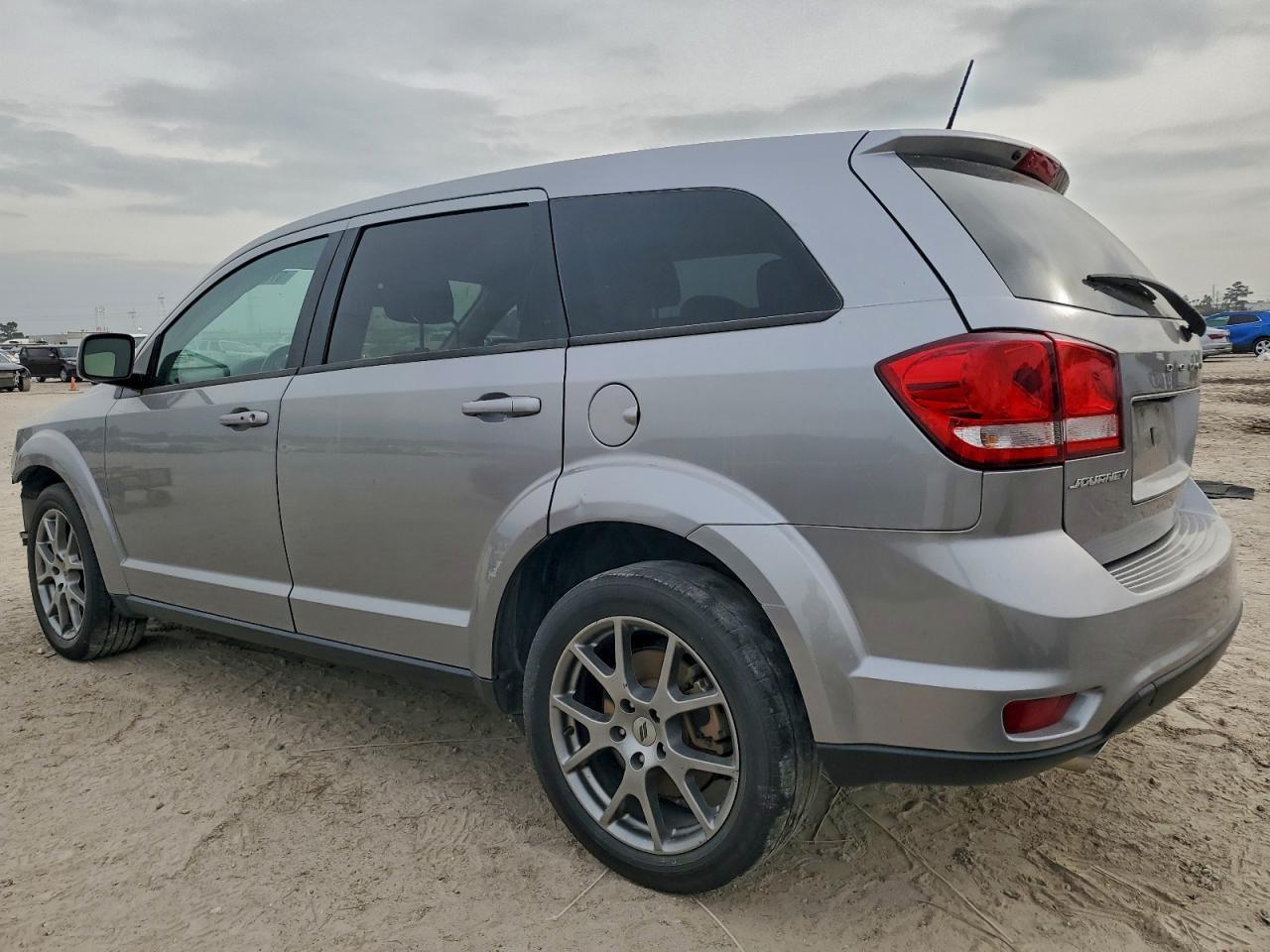 2019 Dodge Journey Gt - Image 2