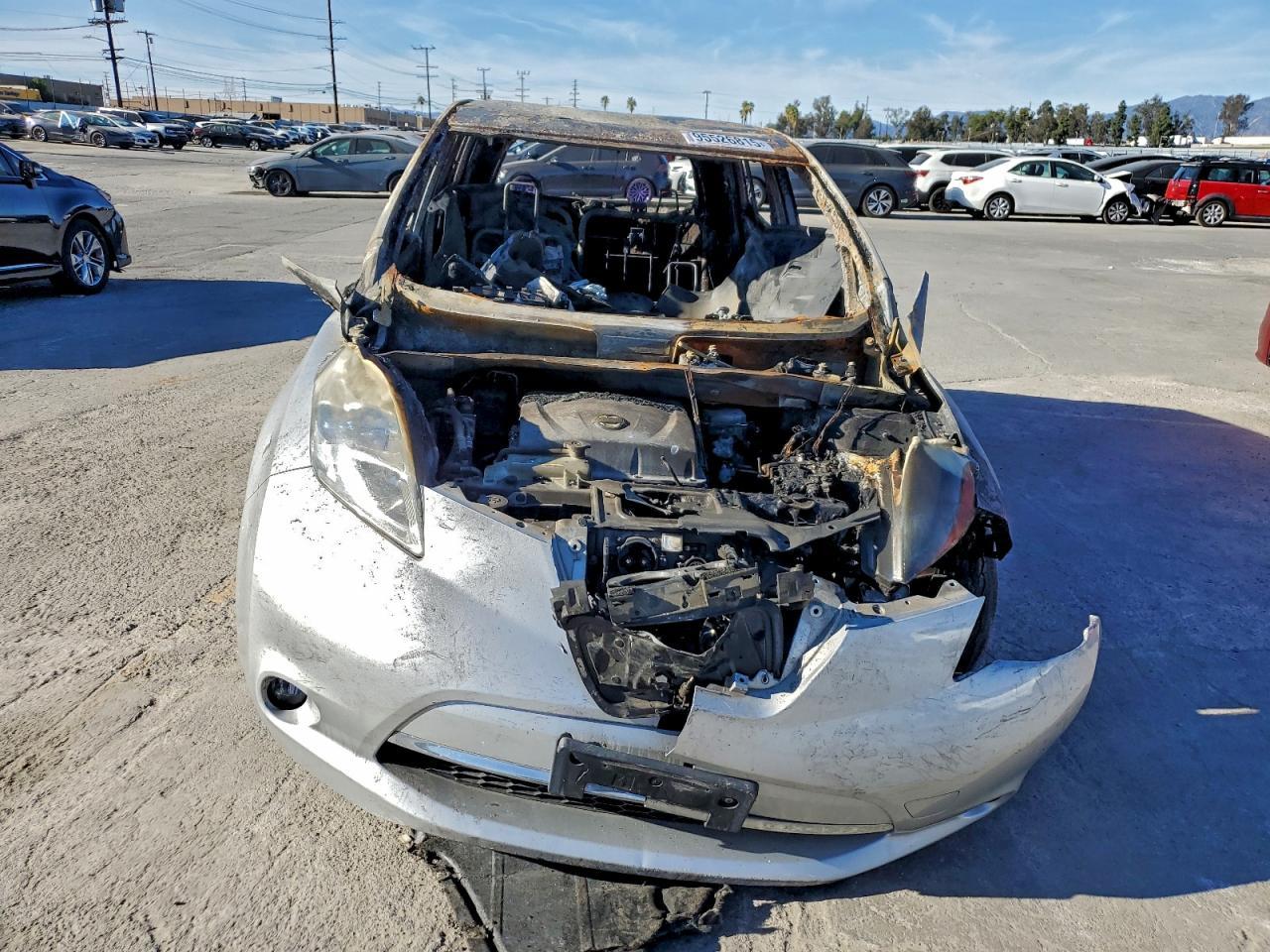 2013 Nissan Leaf S - Фото 5