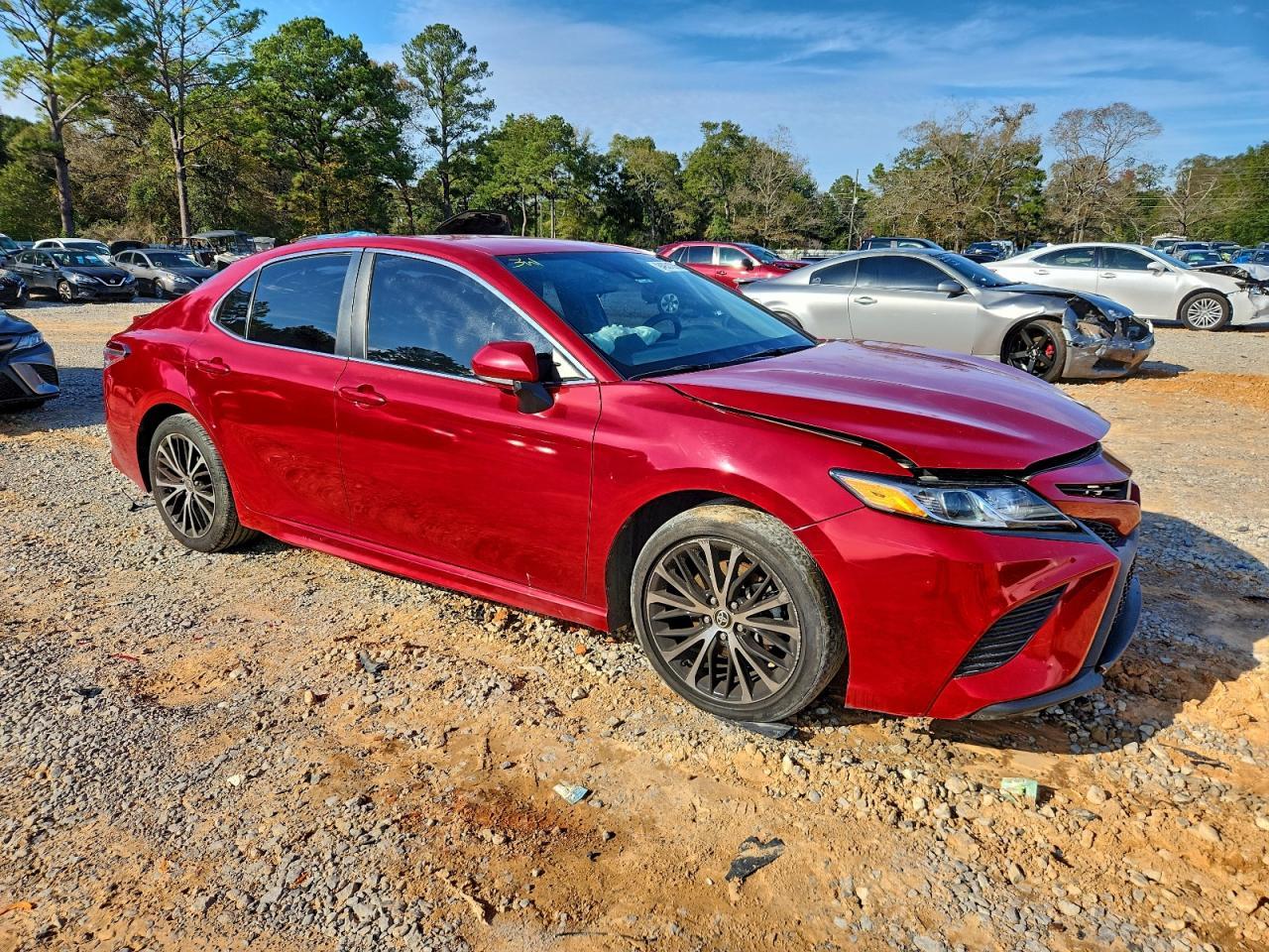 2020 Toyota Camry Se - Image 4