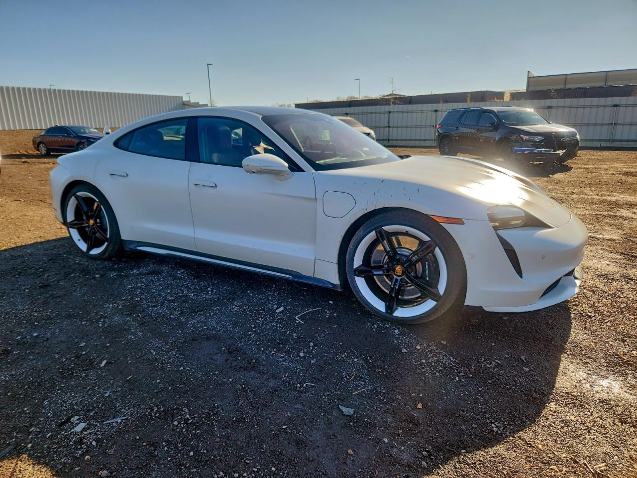 2021 Porsche Taycan Turbo - Фото 4