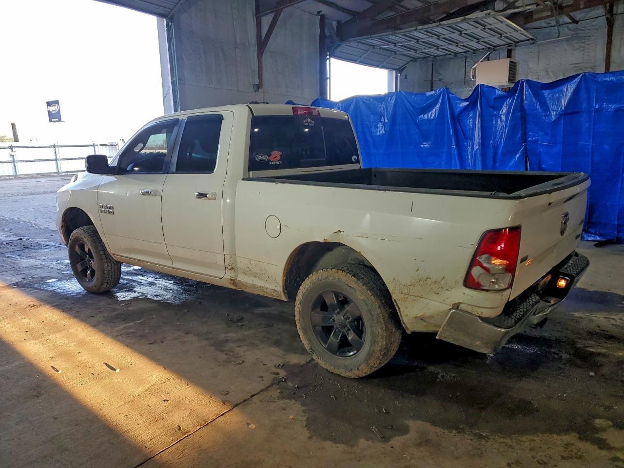 2015 Ram 1500 Slt - Image 2