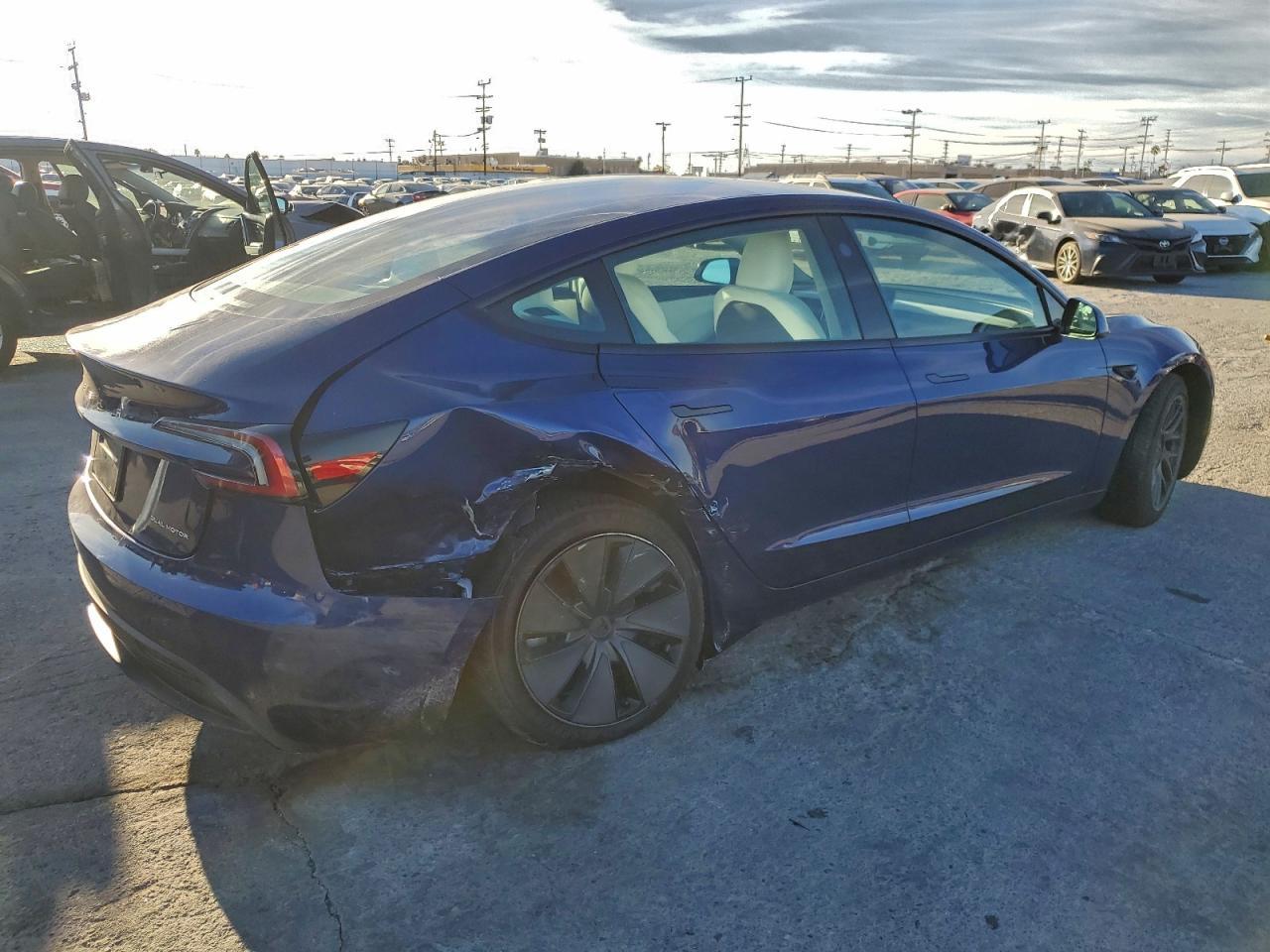 2025 Tesla Model 3 - Image 3