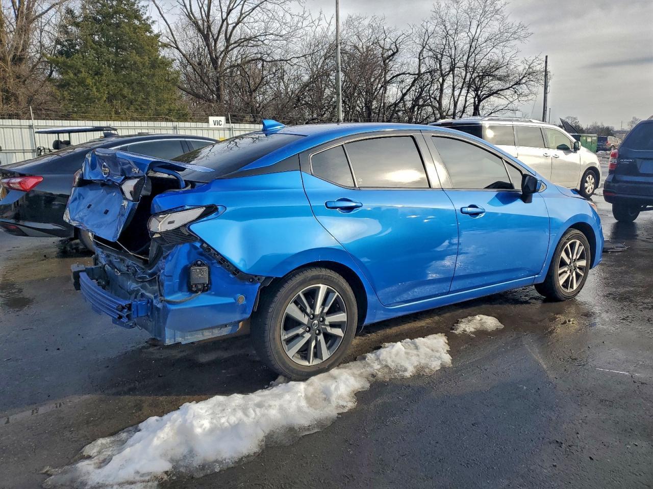 2021 Nissan Versa Sv - Фото 3