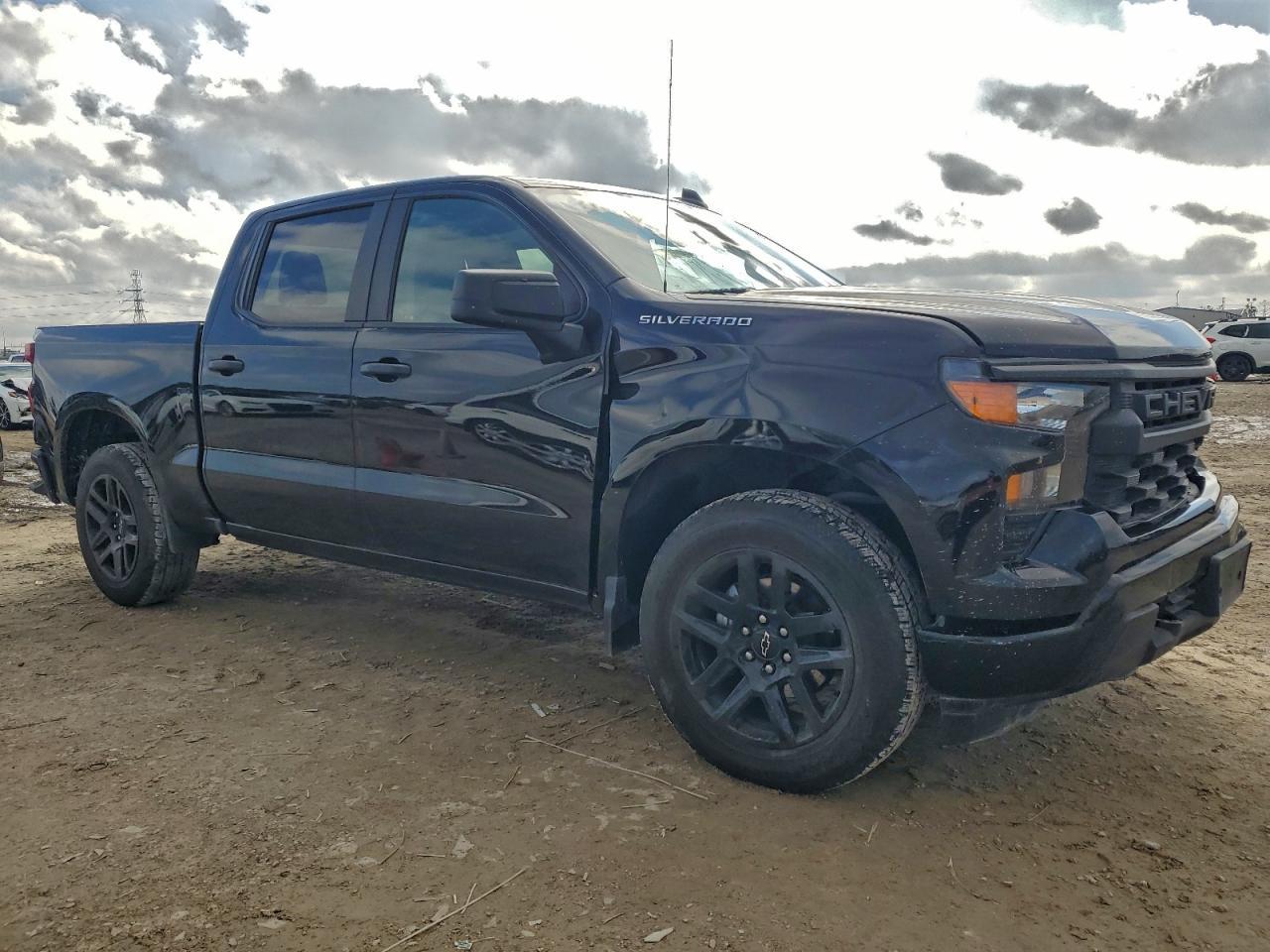 2023 Chevrolet Silverado C1500 Custom - Фото 4