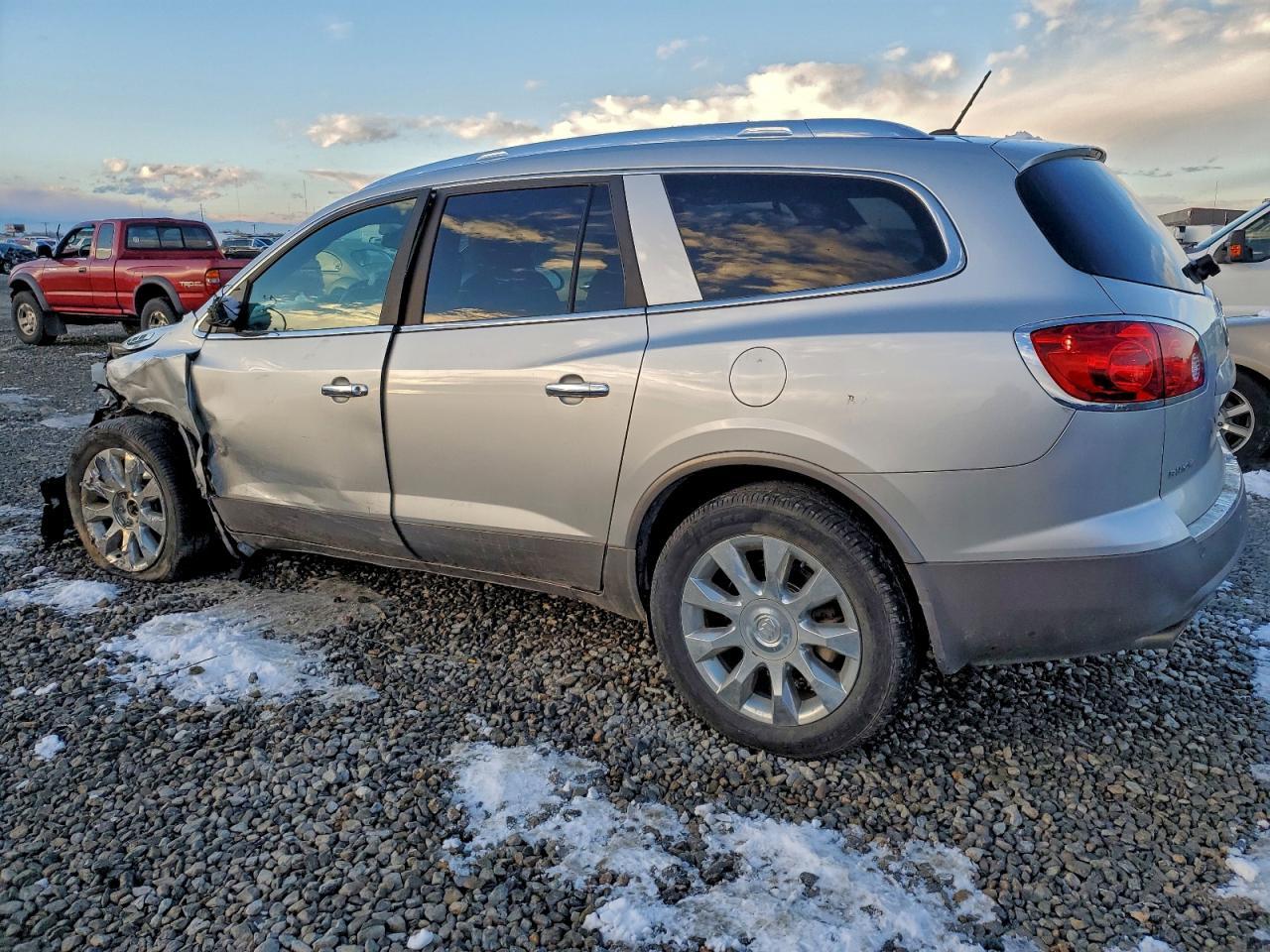 2011 Buick Enclave - Image 2