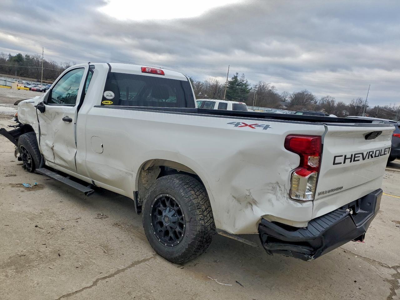 2020 Chevrolet Silverado K1500 - Фото 2