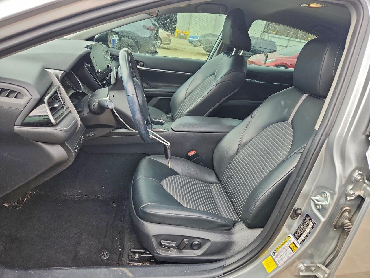 2021 Toyota Camry Se - Фото 7