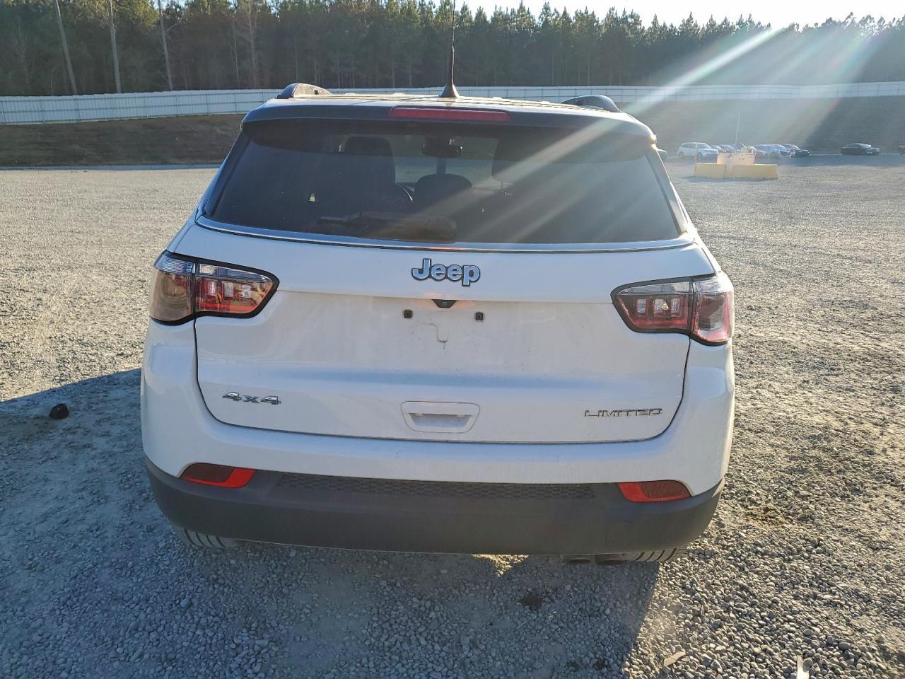 2022 Jeep Compass Limited - Image 6