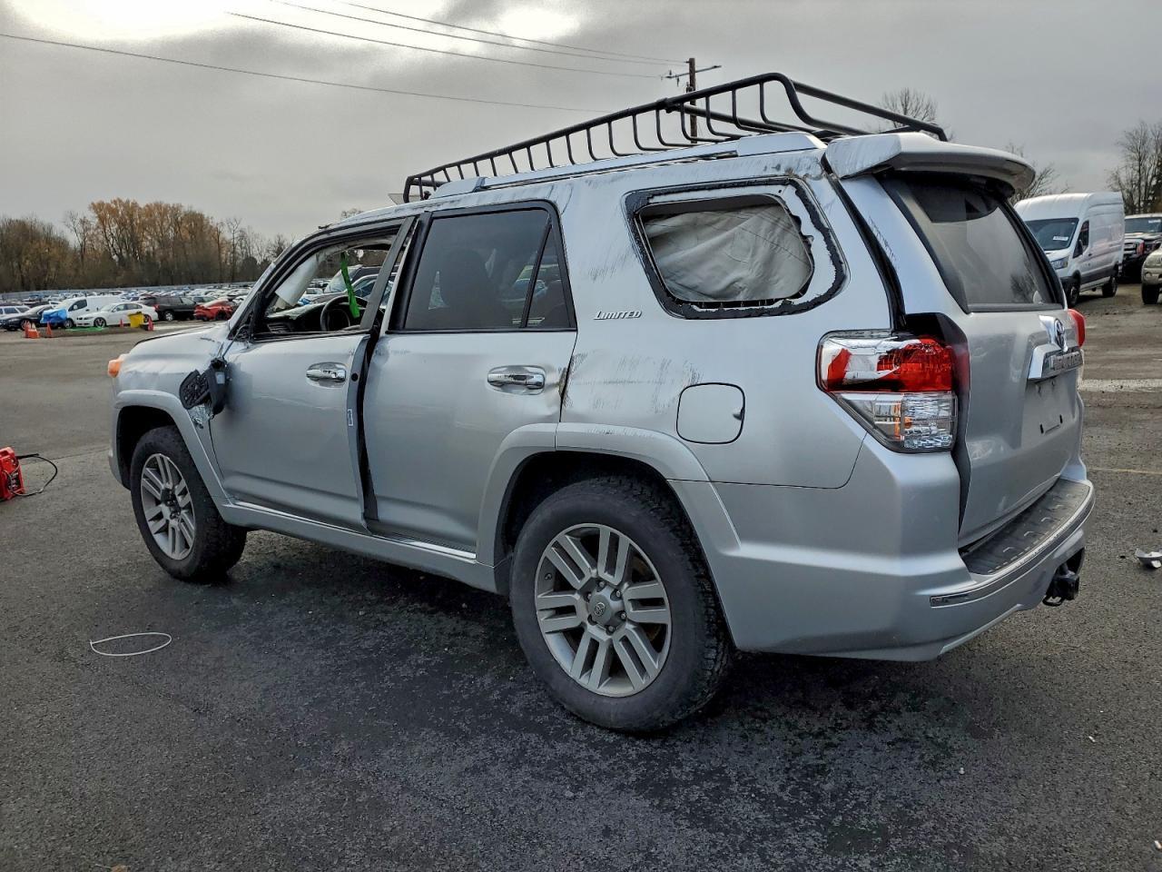 2013 Toyota 4Runner Sr5 - Фото 2