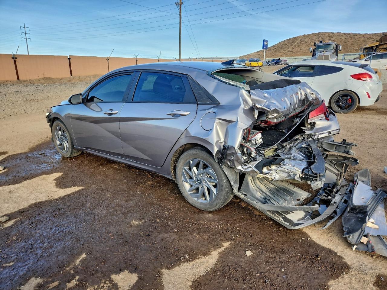 2024 Hyundai Elantra Sel - Фото 2