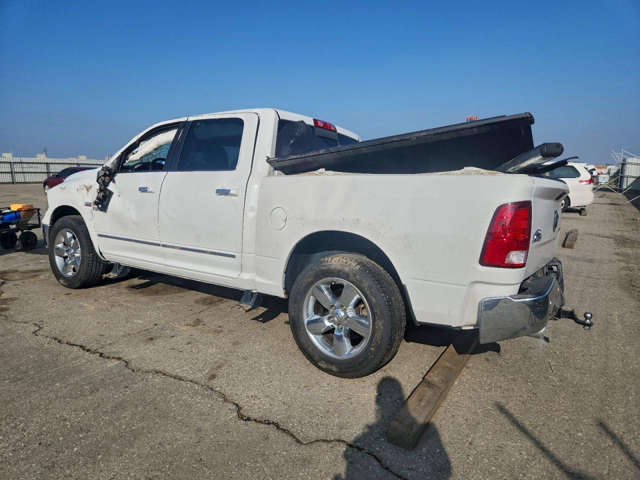 2017 Ram 1500 Slt - Фото 2