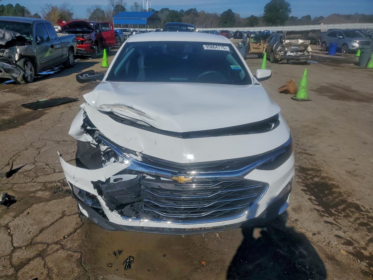 2023 Chevrolet Malibu Lt - Image 5