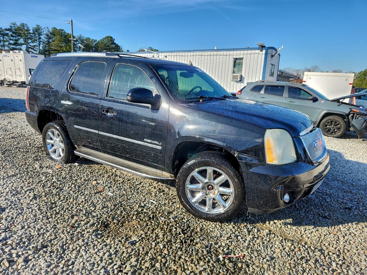 2011 GMC Yukon Denali - Фото 4