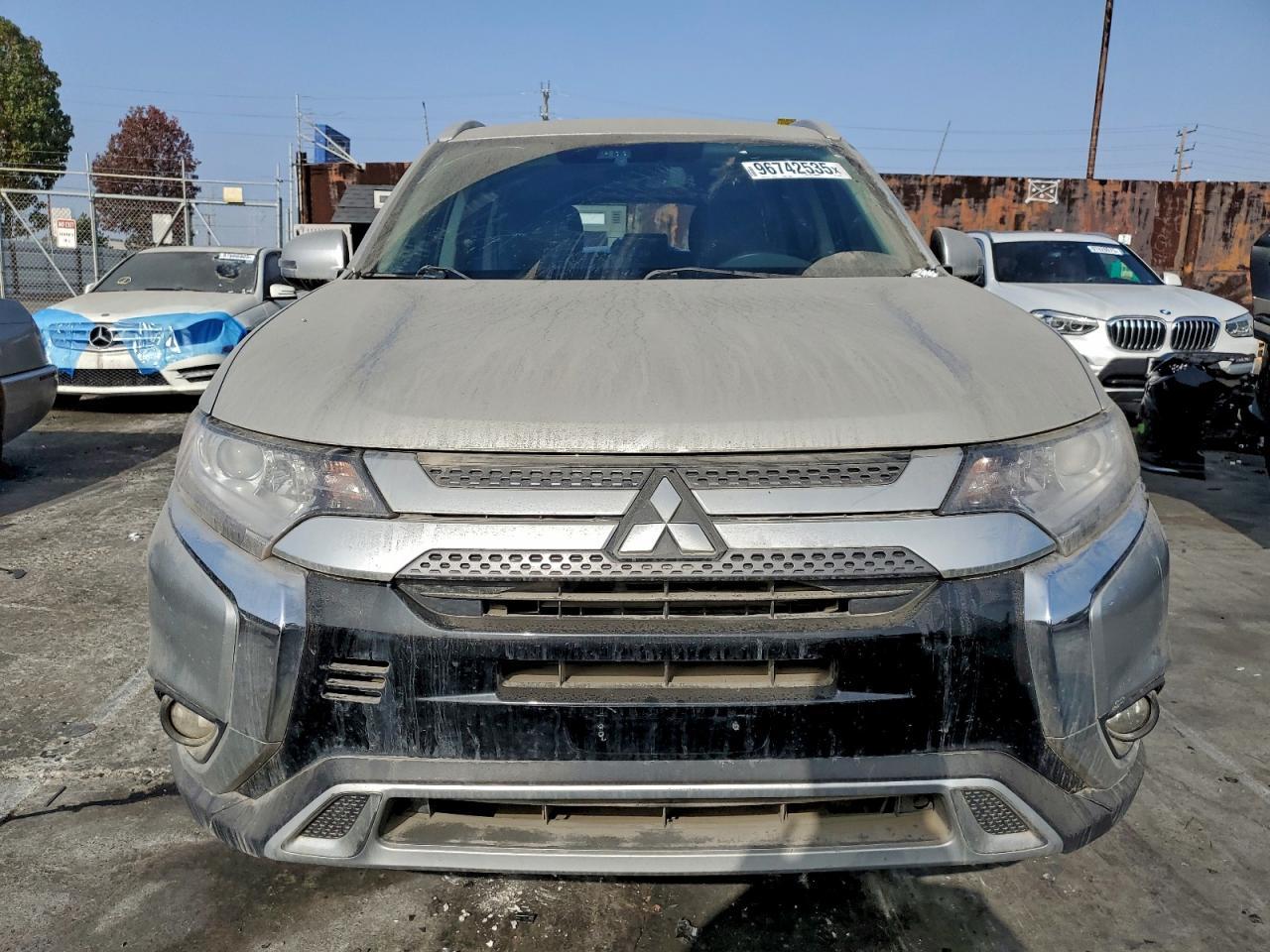 2020 Mitsubishi Outlander Se - Фото 5