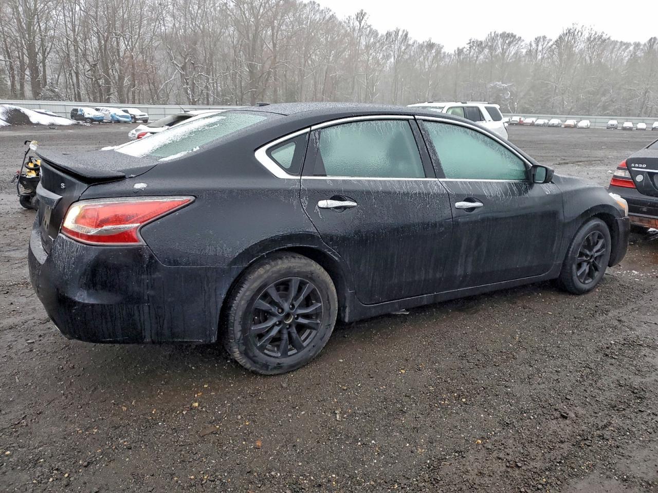 2015 Nissan Altima 2.5 - Фото 3