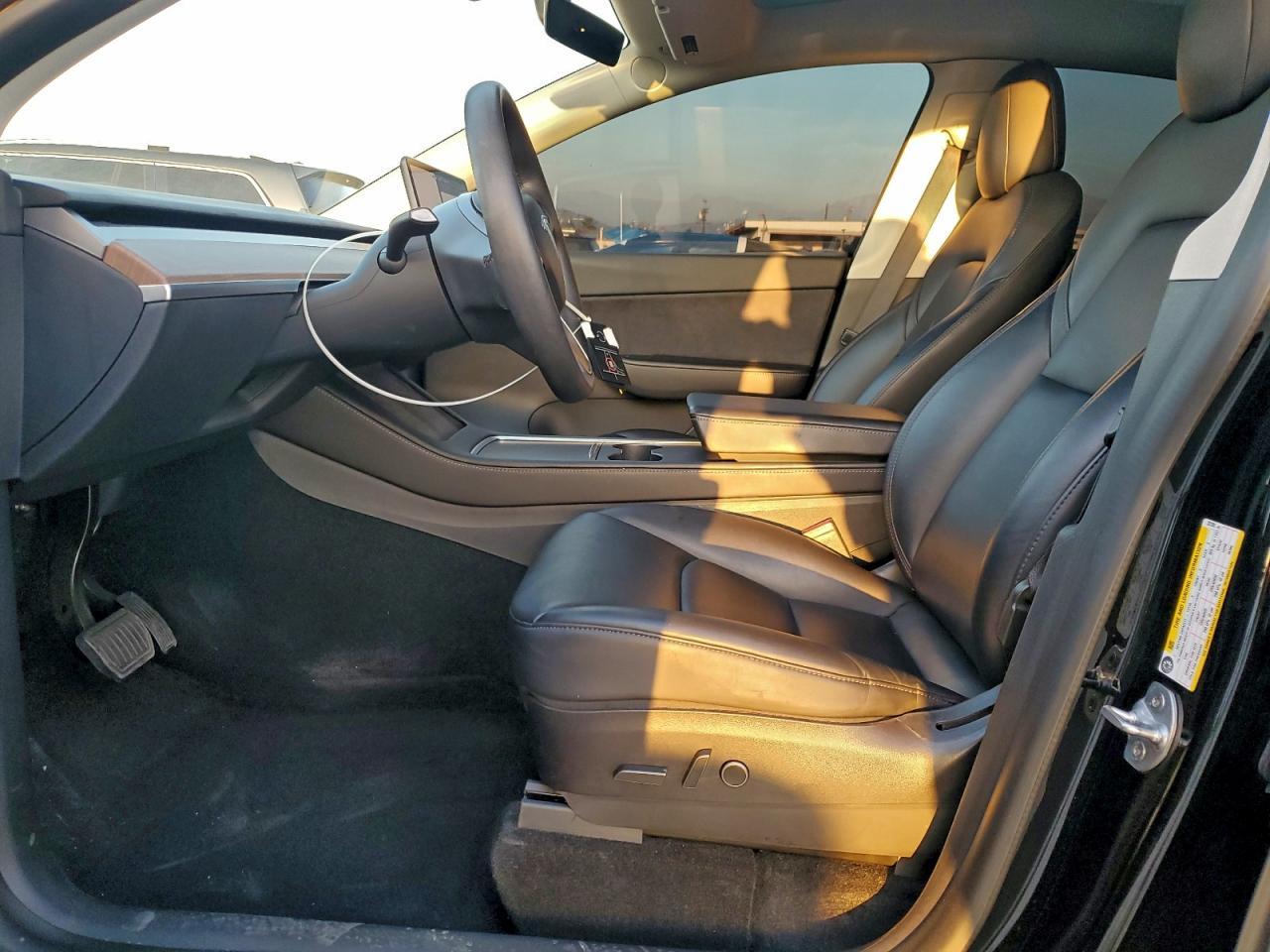 2022 Tesla Model Y - Image 7