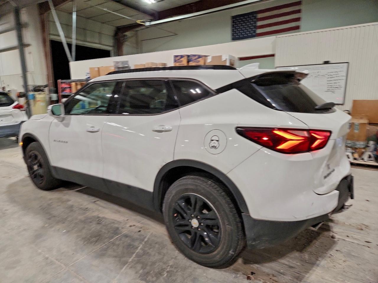 2019 Chevrolet Blazer 2Lt - Image 2