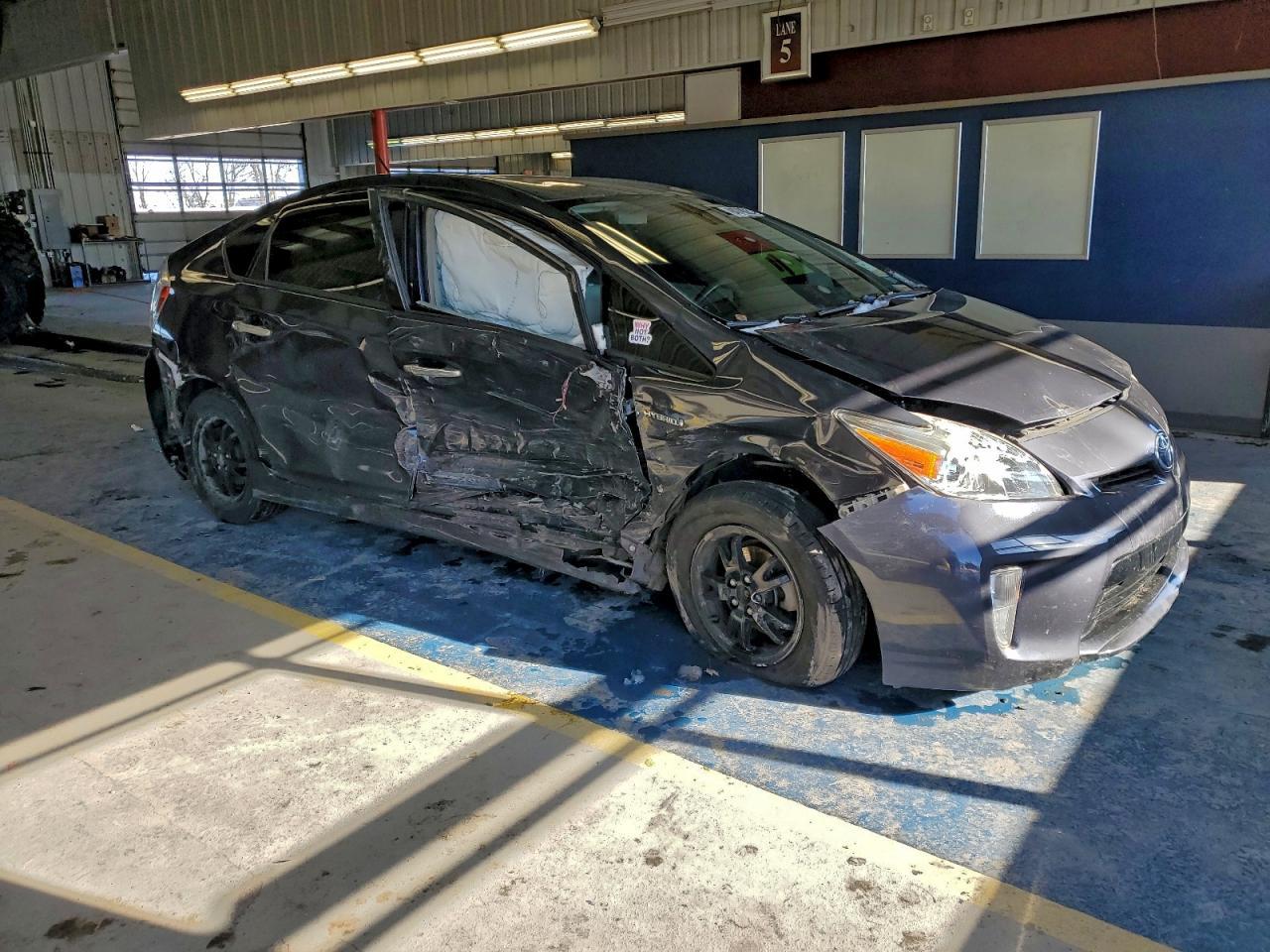 2015 Toyota Prius - Фото 4