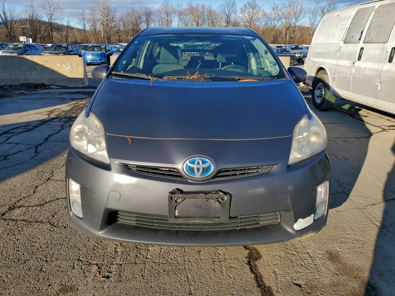 2011 Toyota Prius - Image 5