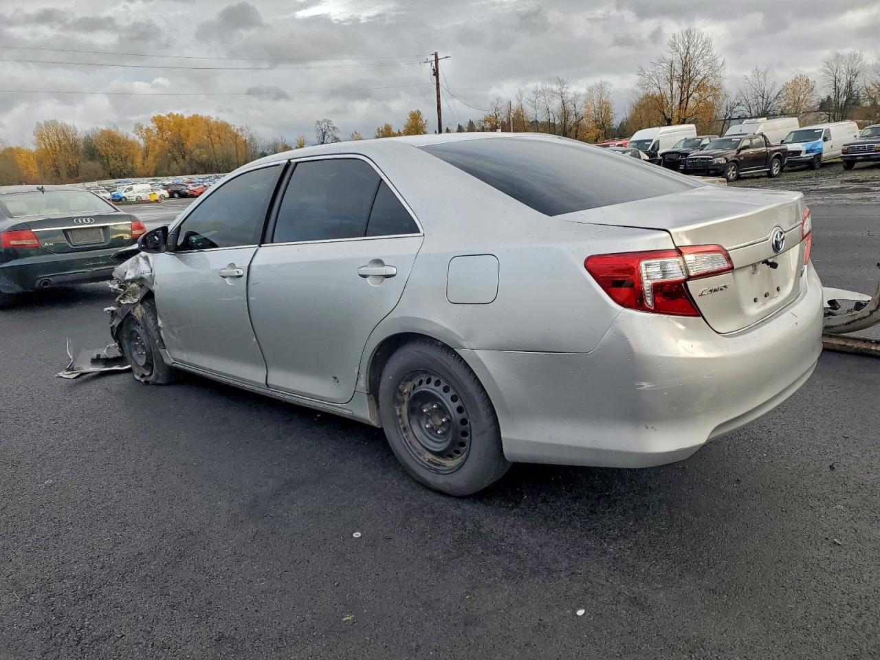 2014 Toyota Camry Hybrid - Фото 2