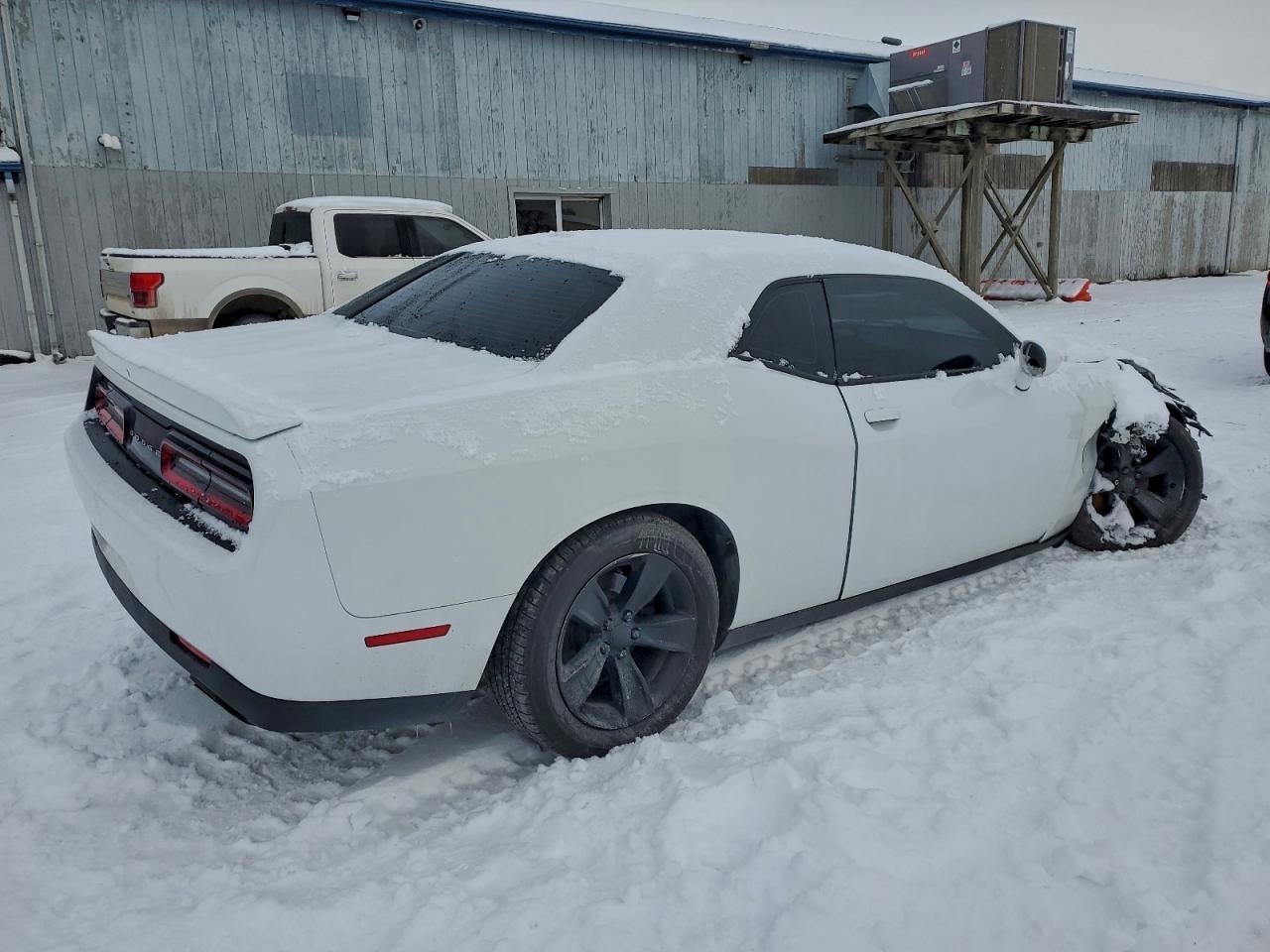 2021 Dodge Challenger Sxt - Фото 3