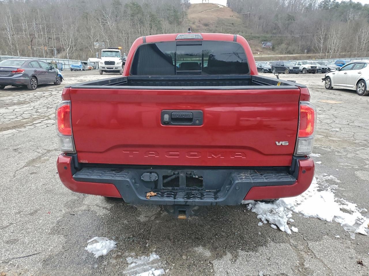 2020 Toyota Tacoma Double Cab - Фото 6