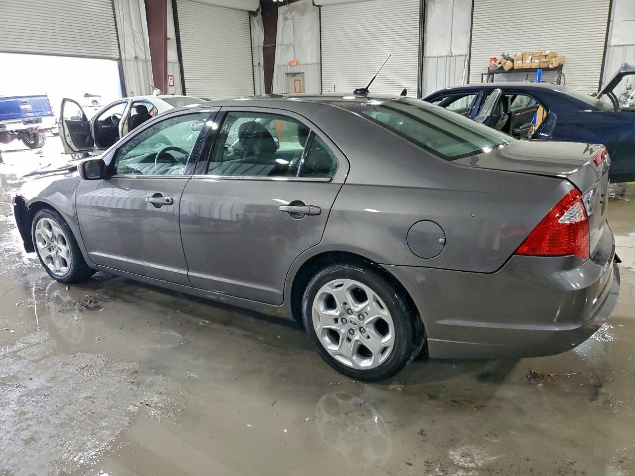 2010 Ford Fusion Se - Фото 2