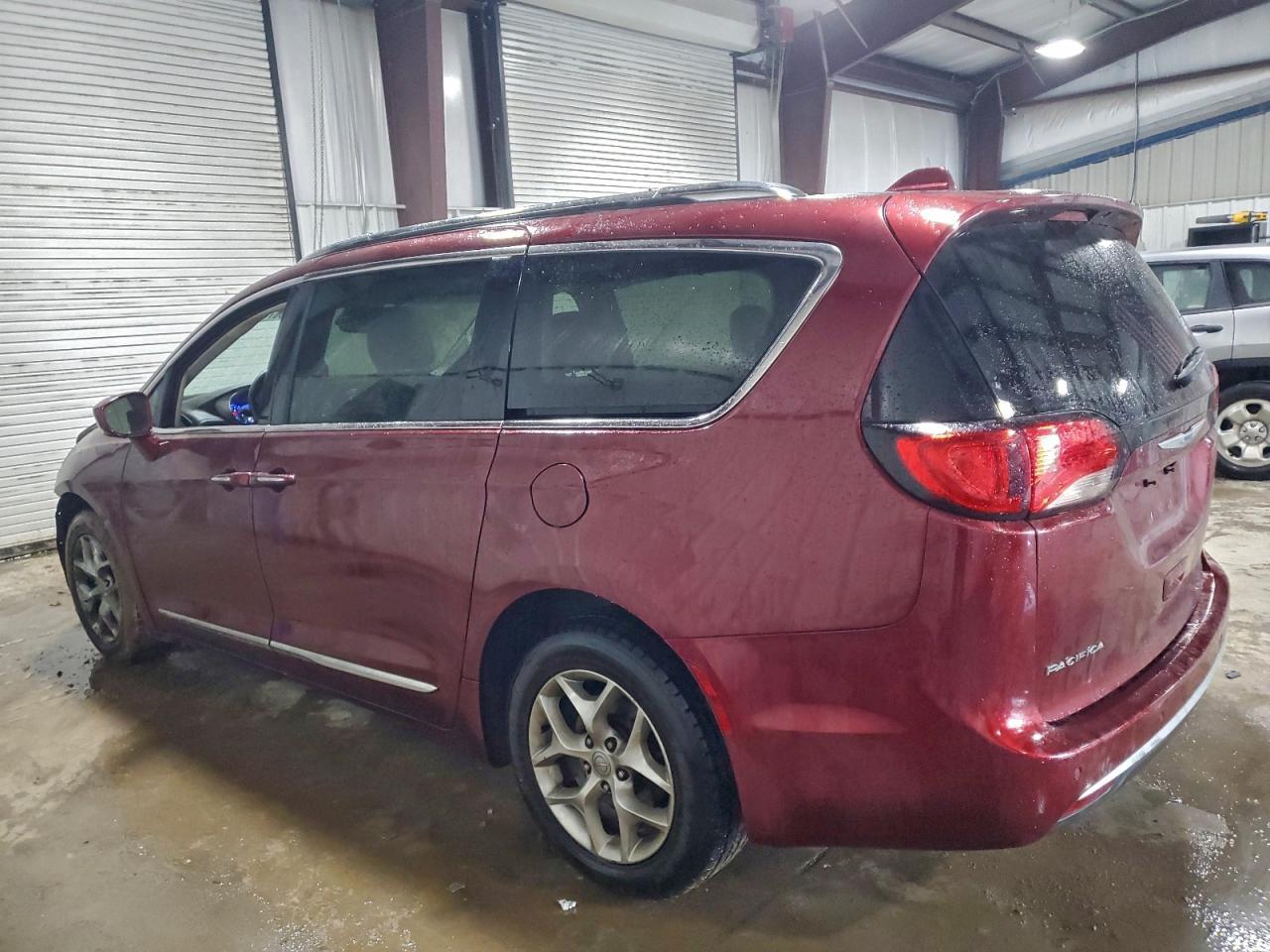 2018 Chrysler Pacifica Touring L Plus - Image 2