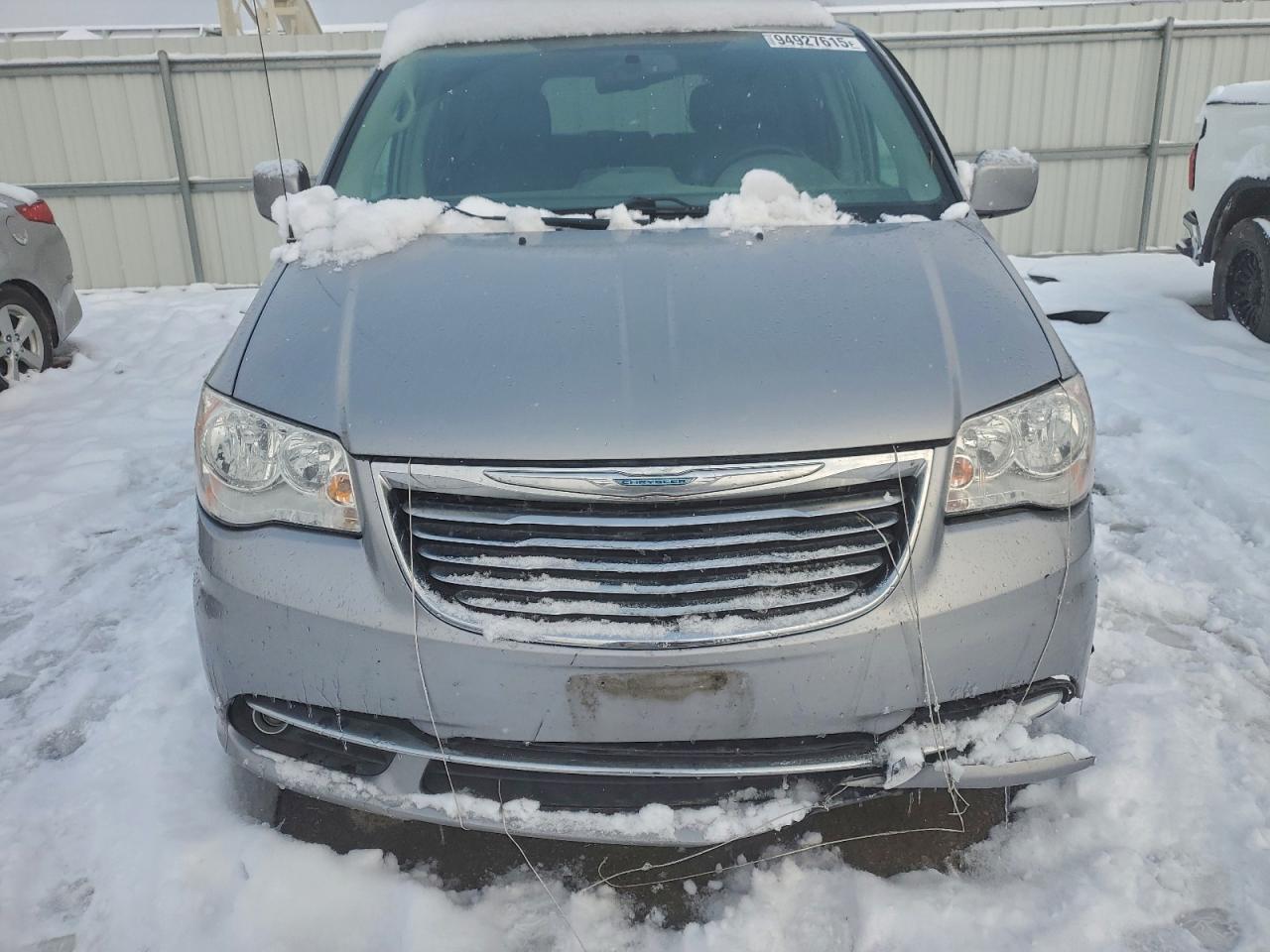2015 Chrysler Town & Country Touring - Фото 5