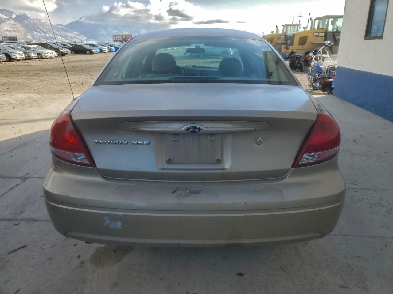 2004 Ford Taurus Ses - Фото 6