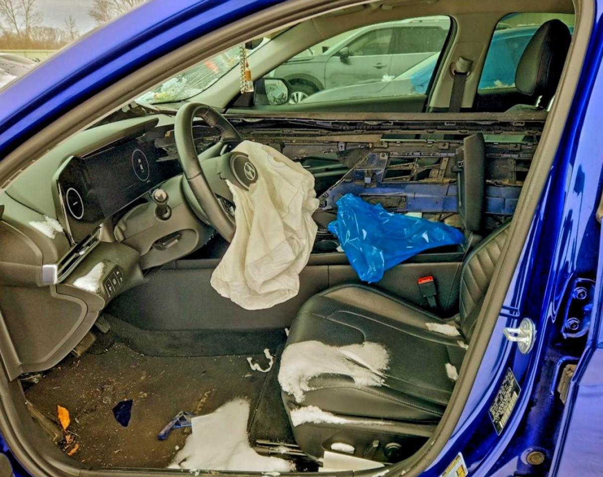2023 Hyundai Elantra Limited - Фото 7