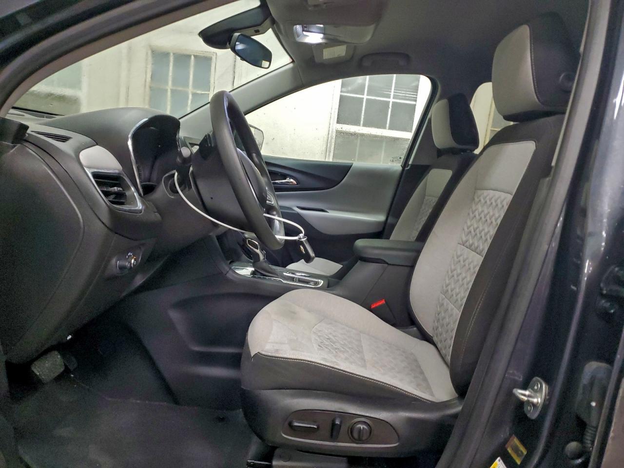 2022 Chevrolet Equinox Ls - Фото 7