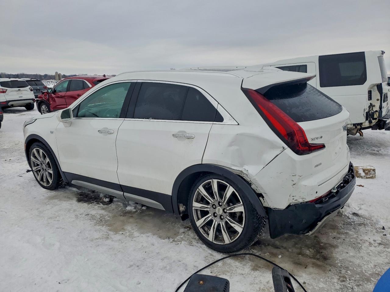 2019 Cadillac Xt4 Premium Luxury - Фото 2