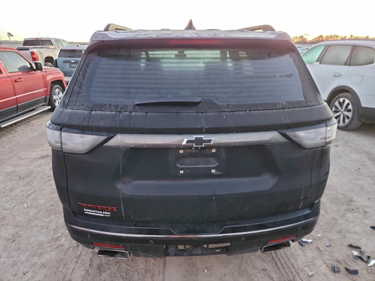 2020 Chevrolet Traverse Premier - Image 6