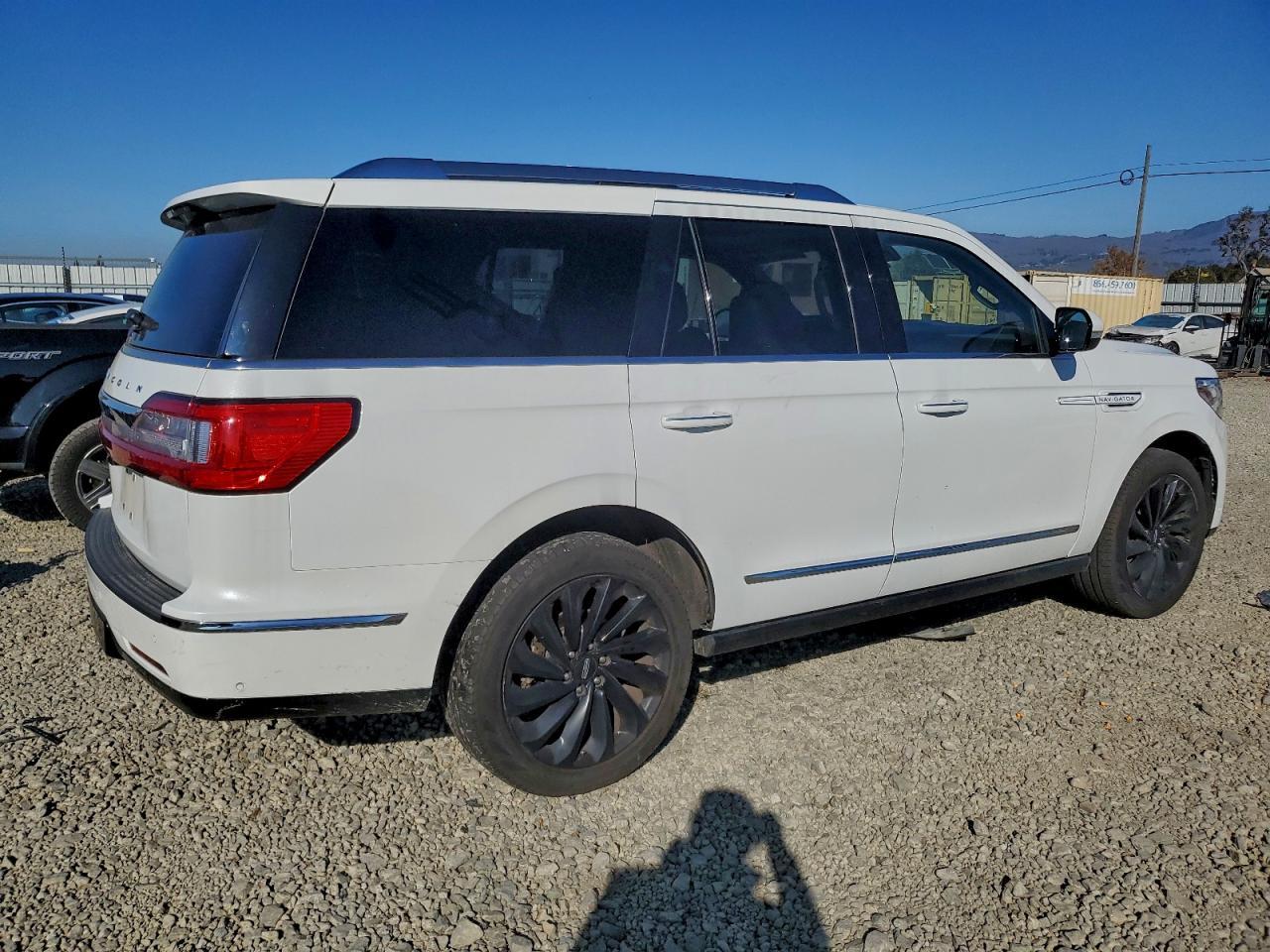 2021 Lincoln Townhouse Navigator Reserve - Фото 3