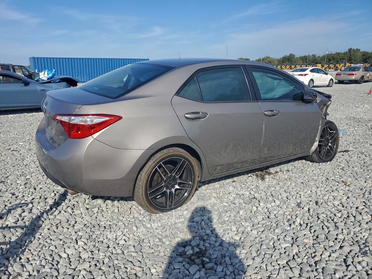 2014 Toyota Corolla Le - Фото 3