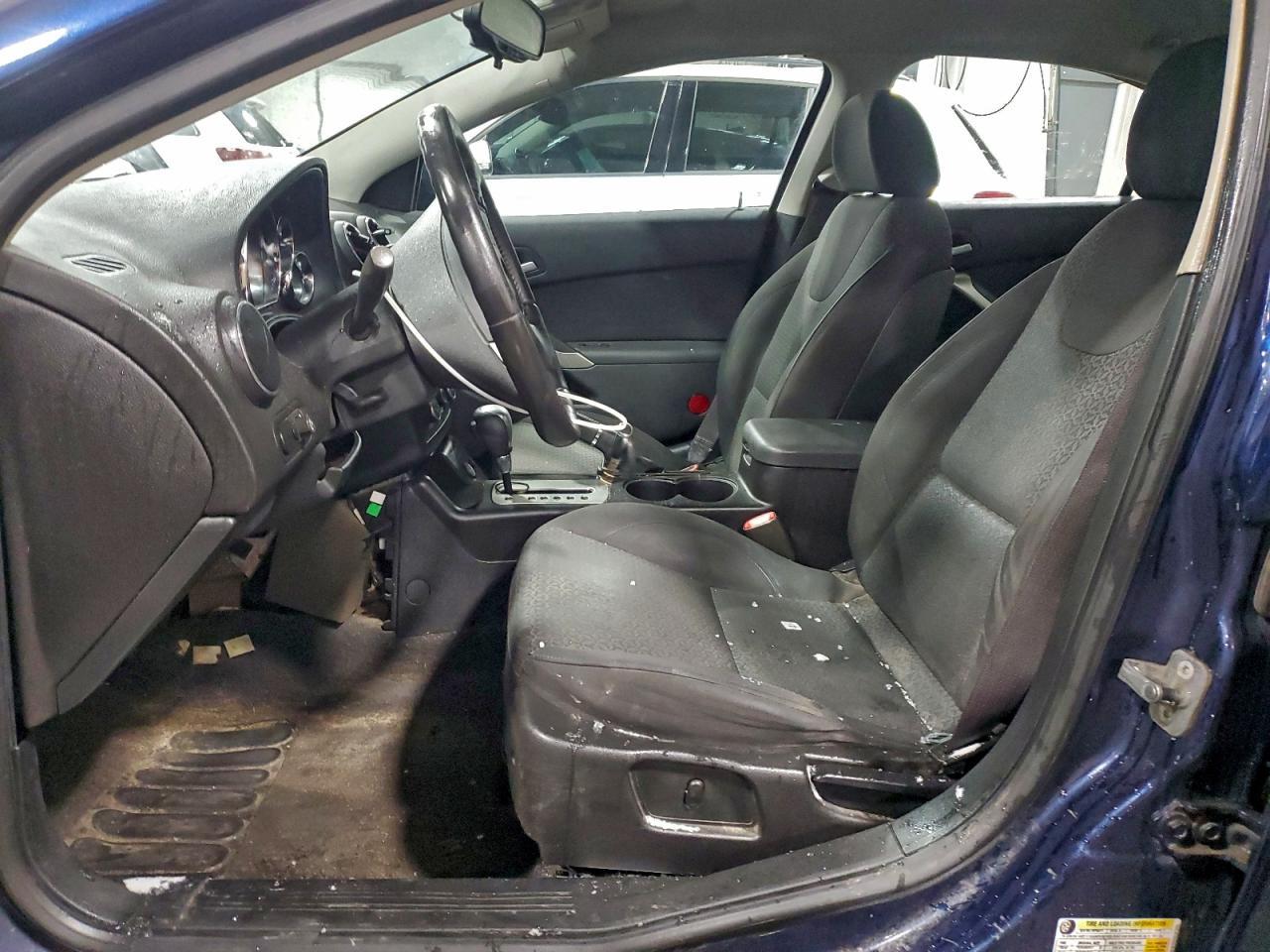 2009 Pontiac G6 - Image 7