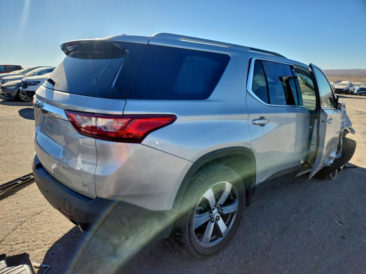 2018 Chevrolet Traverse Lt - Фото 3