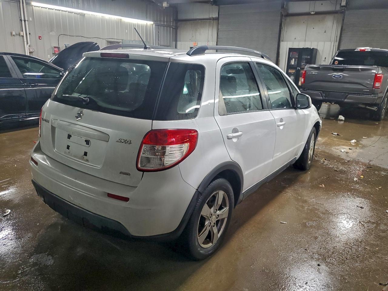 2012 Suzuki Sx4 - Фото 3